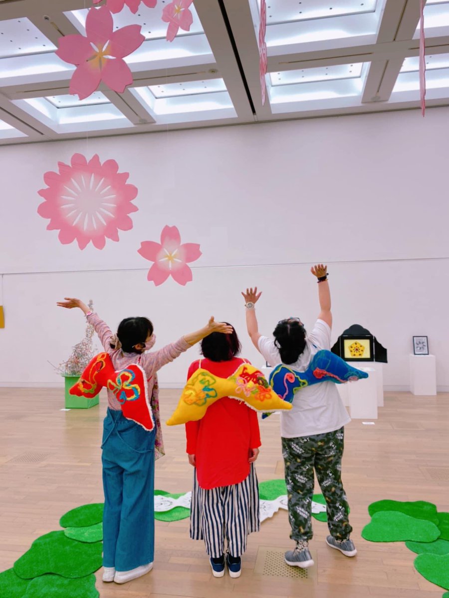 ateliershirabe's tweet photo. ありがとうございました〜無事閉幕致しました、また桜🌸の六本木国立新美術館で来年会いましょう♪
＃第７４回日本アンデパンダン展 https://t.co/AaRoYUPfzZ