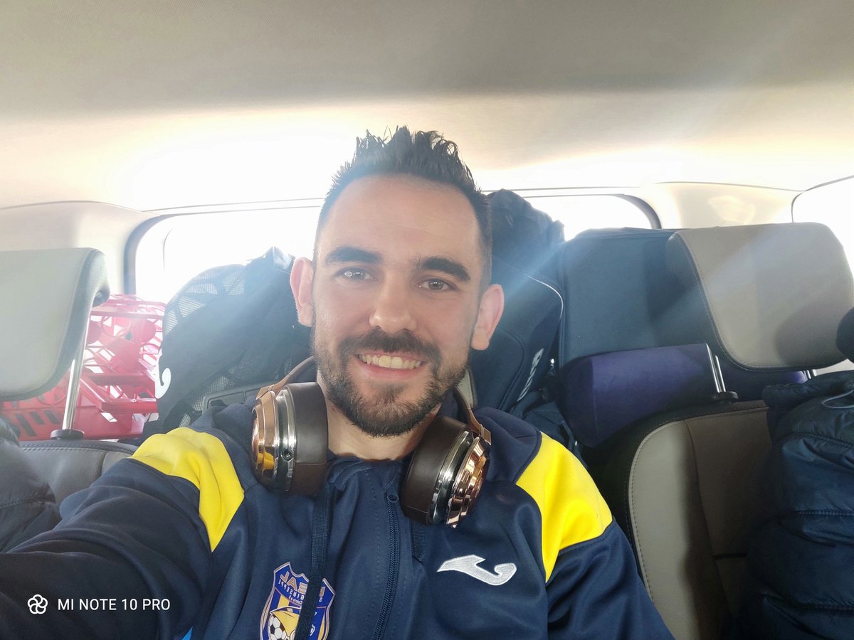 alexciezano's tweet photo. Vamos a por un nuevo viaje con la vista en el partidazo de mañana contra padova!! 6h en furgoneta y mañana a full!! #halareal💙💛
😈⚽🙏🏻🔥 https://t.co/qvJ8tOje3h