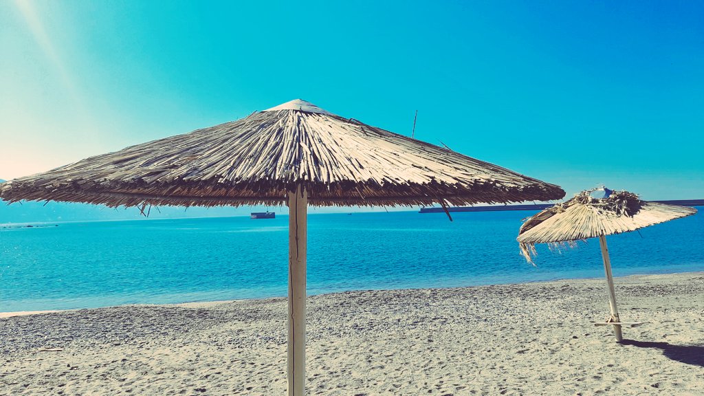 SissyDoutsiou's tweet photo. Τέλη Μαρτίου κάηκα από τον ήλιο....καλά πάμε... #sundayvibes https://t.co/Yot2YTV7Od