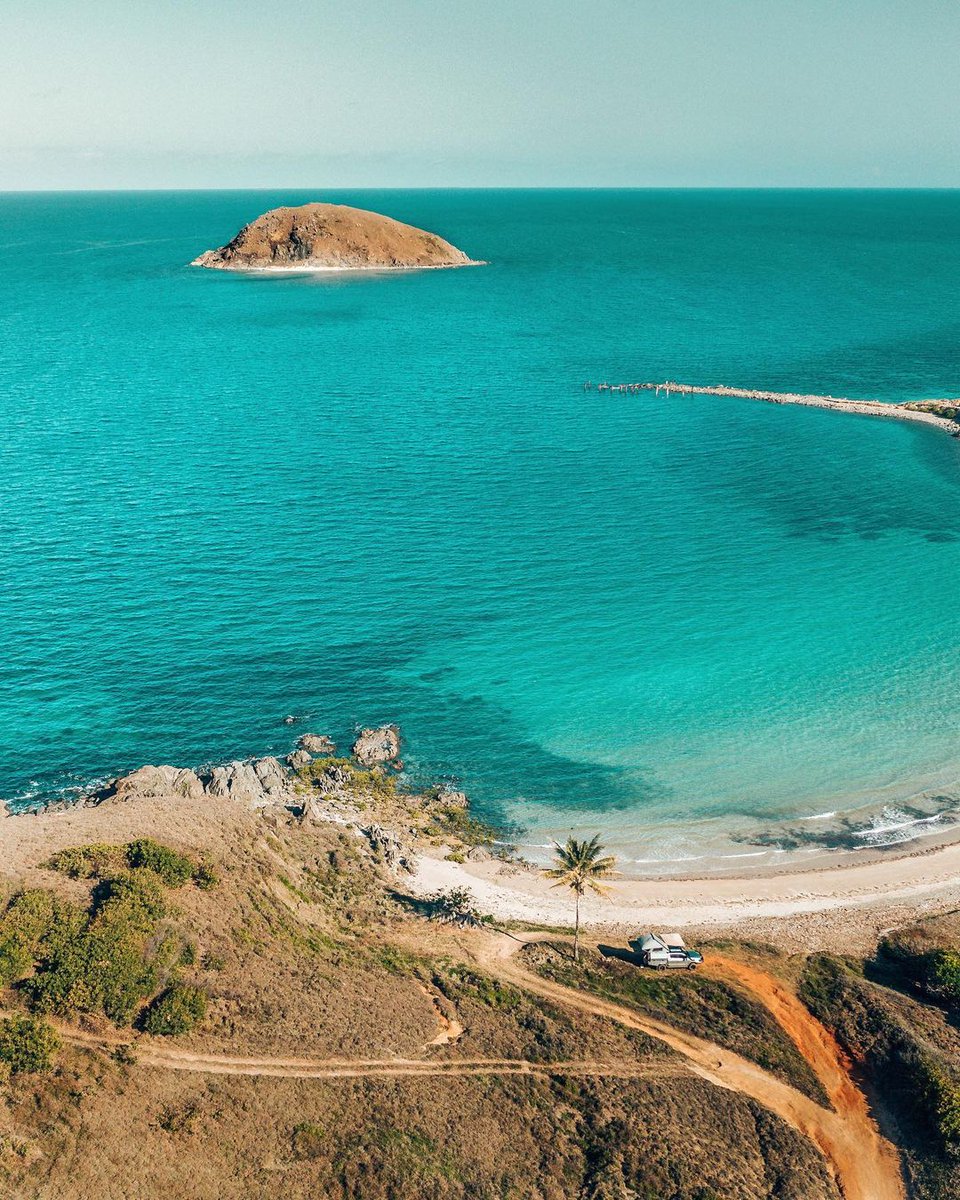CairnsGBR's tweet photo. Welcome to #ArcherPoint, land of the Yuku Baja Muliku people, found just a 20 minute drive south of #Cooktown ๐๐ฃย
โ
(Via IG/daysoffdownunder) #exploreTNQ #explorecairnsGBR https://t.co/Zk6zM6wm64
