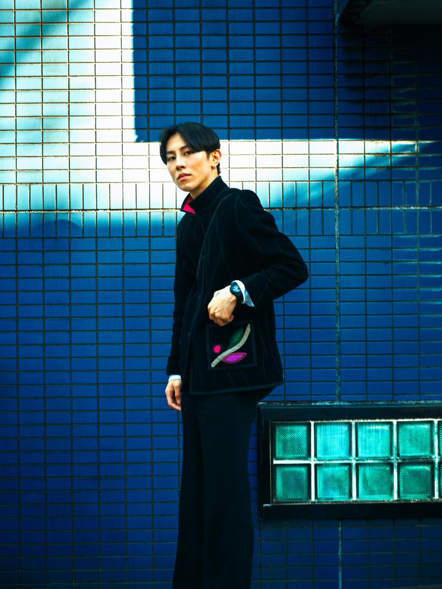 GSHOCK_OFFICIAL's tweet photo. シンプルかつクールな表情が魅力のAW-500E。1989年の発売当初のオリジナルカラーを再現したタイムレスなデザインは、ファッションのジャンルを問わずにスタイリングに取り入れることができます。
AW-500E-1EJF
https://t.co/O5qGBVzL6Q
#g_shock #aw500 https://t.co/M3yB3lsKBZ