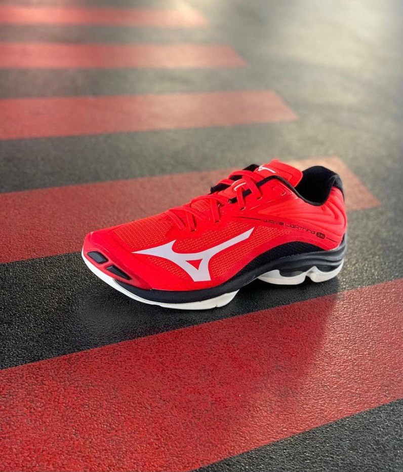 オーカバレーボールショップ A Twitter Mizuno ウエーブライトニング Z6 海外限定色 購入はこちらから T Co Kgewzwxr5q バレーボール バレーシューズ バレーボールシューズ Volleyballshoes 海外モデル 海外限定 Mizuno