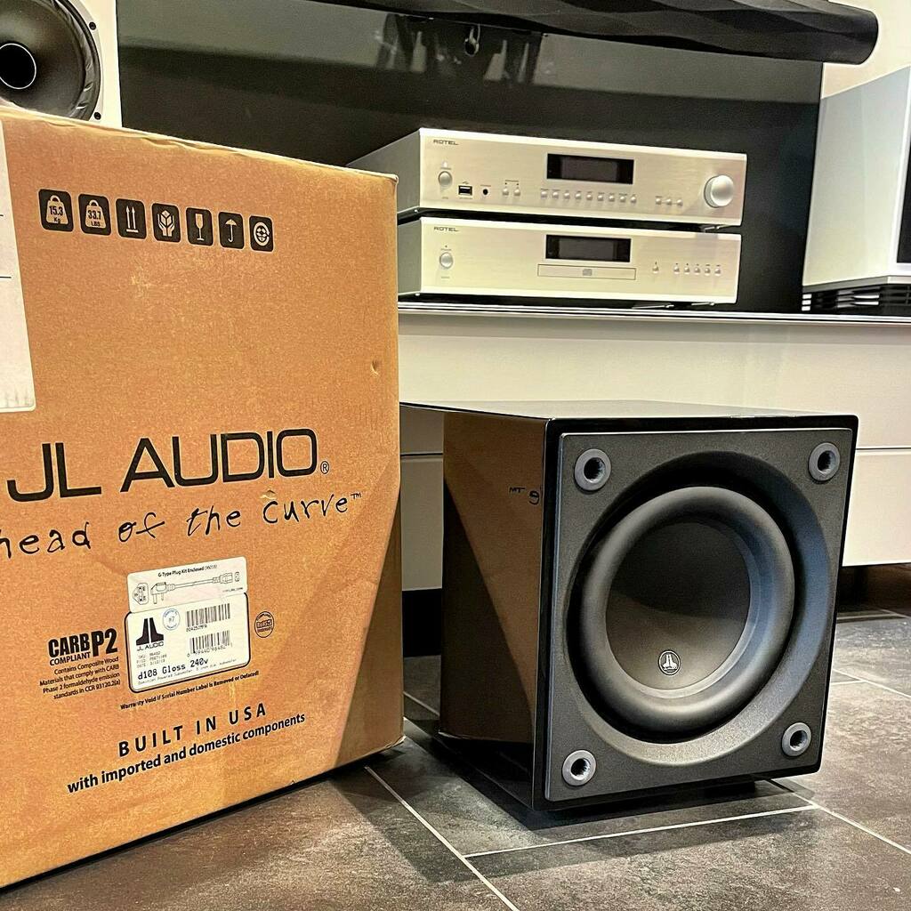 AudioVenue's tweet photo. JL Audio Dominion subwoofer going off on a home trial.  #jl #rotel #rotelhifi #jlaudio #jlaudiosubwoofers #jlaudiobass #bass #subbass #spectral #jld108 #dominiond108  #spectralscala  #hifi  #fynespeakers #fyneaudio #f500  #hifi #hifishop #hifilondon #hif… https://t.co/VEBLMUqphi https://t.co/OiRQ1nmBGP