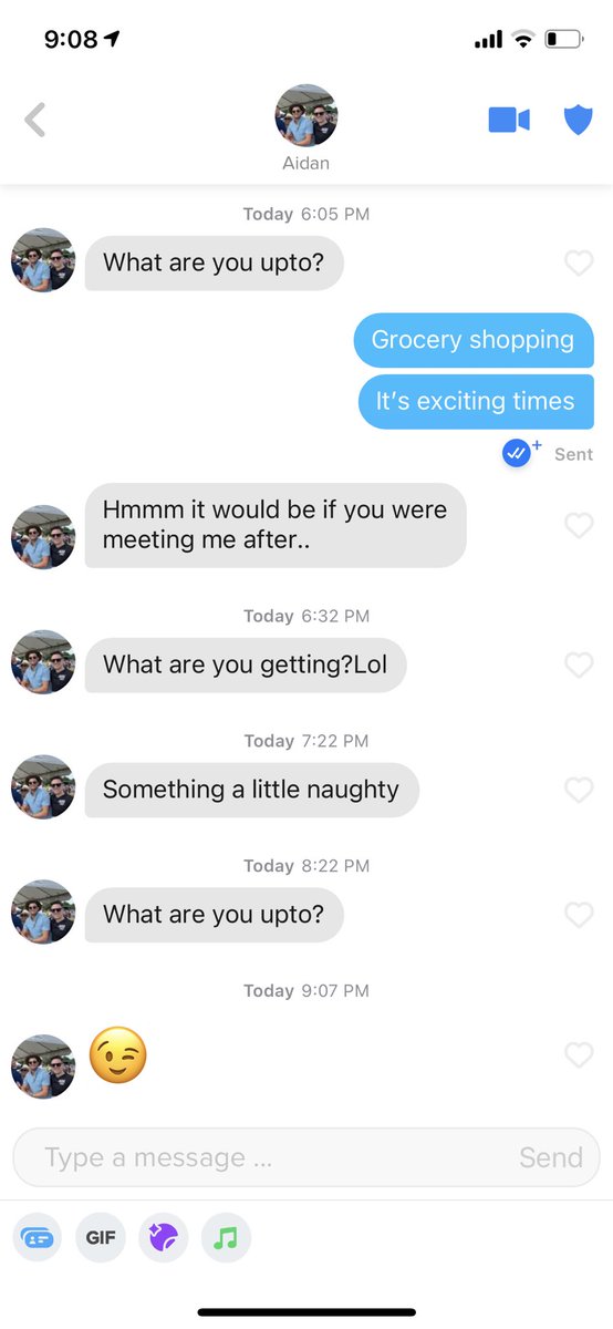 OneTimeOnPOF's tweet photo. Everybody, please meet Aiden. Overly desperate and pushy Aiden who got called out yesterday for being both and he denied it. #Exhibit1 #desperatehousewives https://t.co/mSscYUJ1ch