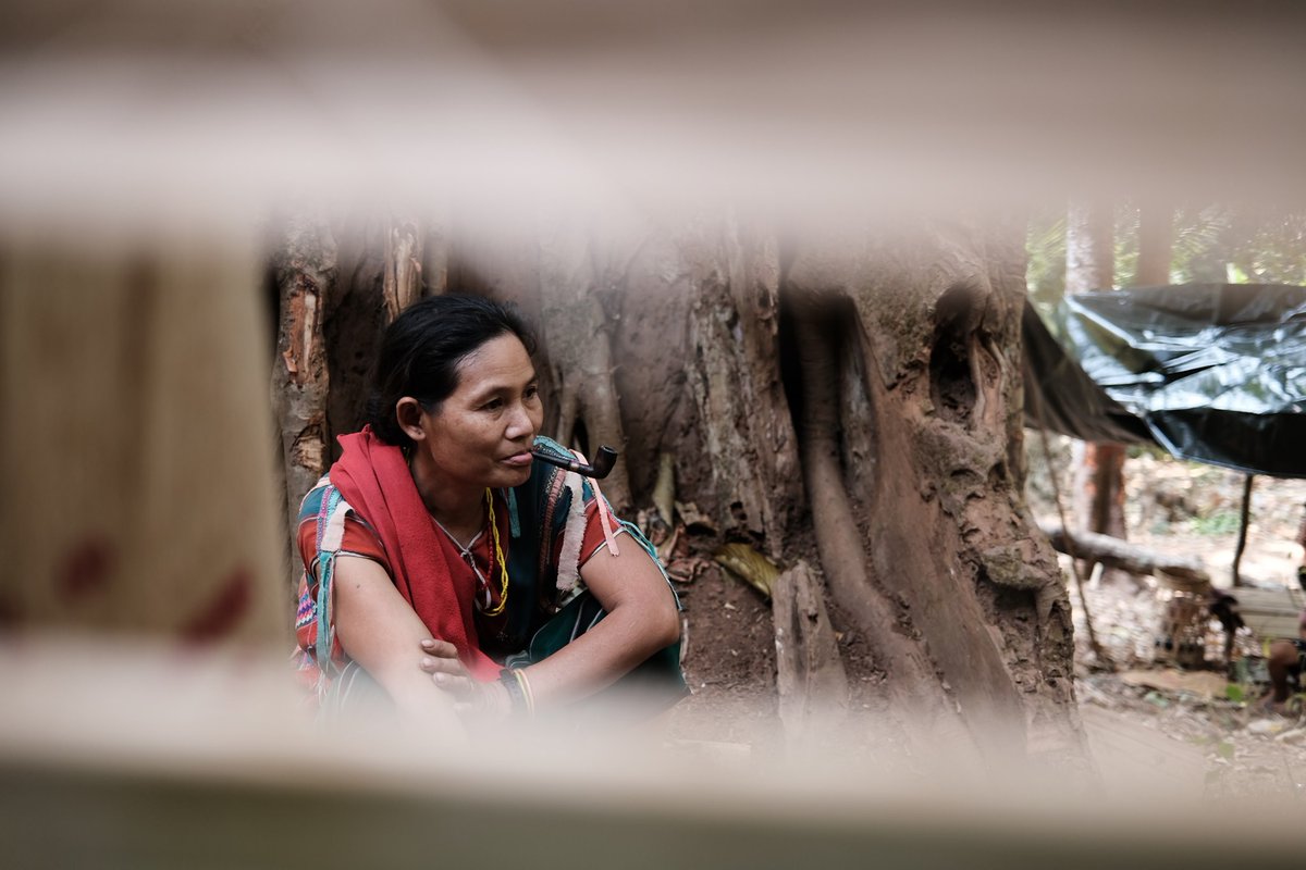 karenwomenorg's tweet photo. Karen #IDPs photographed in Mutraw district after running into the deep jungle to seek safety. They are afraid of the Burma Army shelling mortars. 
📷Saw Mort https://t.co/PS7Em91pJp
