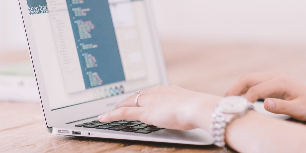 AbilityNet's tweet photo. We have an array of #A11y training sessions coming up for anyone wanting to upskill, broaden their knowledge or refresh their experience for professional growth. Find our full list of sessions:

www. https://t.co/UEC9QOCsOZ 

#AccessibleTraining @a11y @BBCa11y
@a11yclub @a11ymcr https://t.co/OpPRQsC5oI