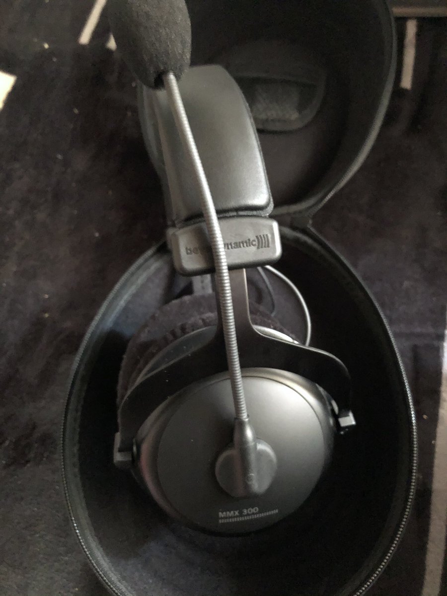 自分へのご褒美に、買ってしまった！beyerdynamic MMX 300（第2世代）音質やらマイクの感じは使ってからのお楽しみ！