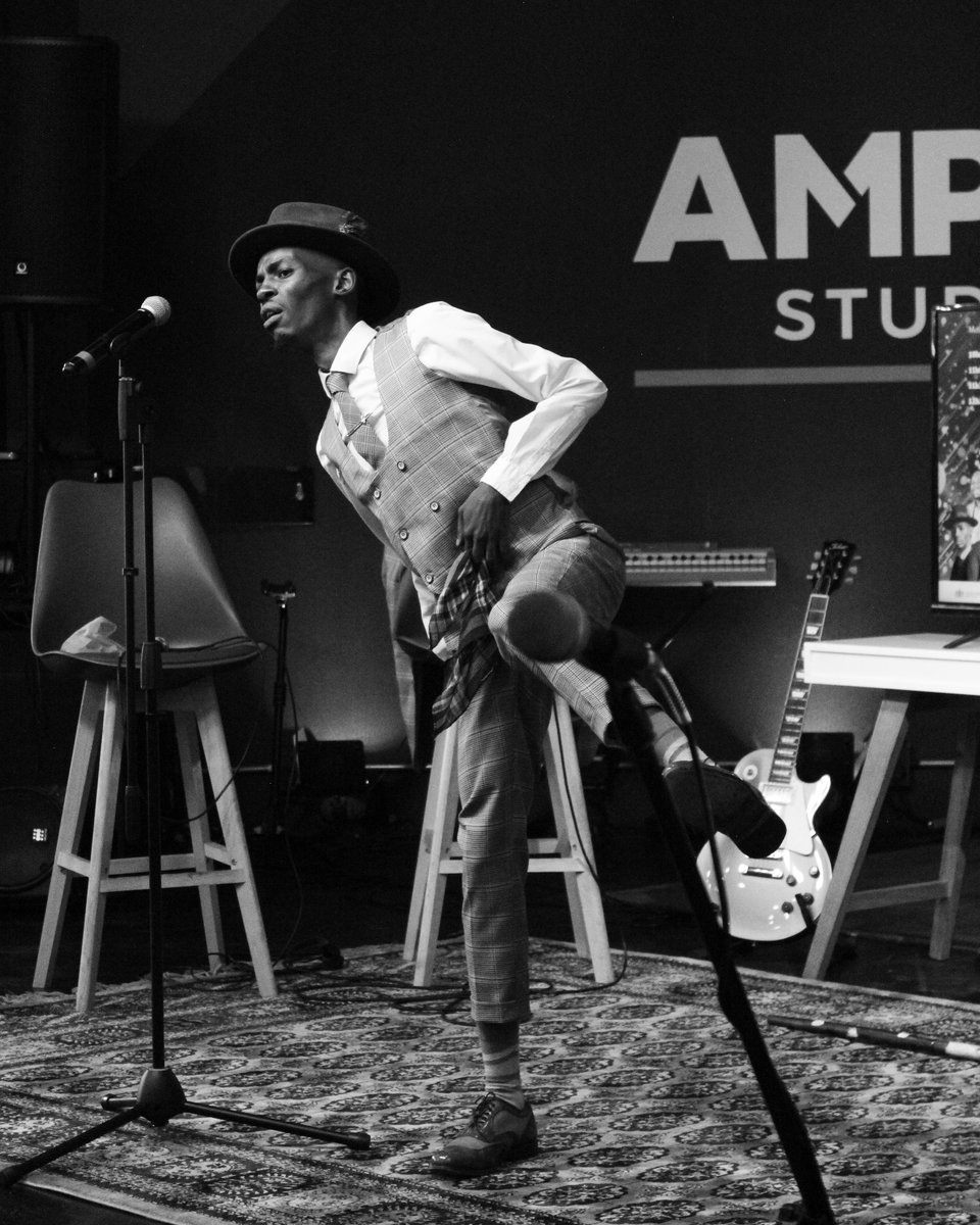 As this week begins khaba the negetivity and go get what's yours,no matter what it is!!!

Phila!!!🕴️🇿🇦🌍❤️