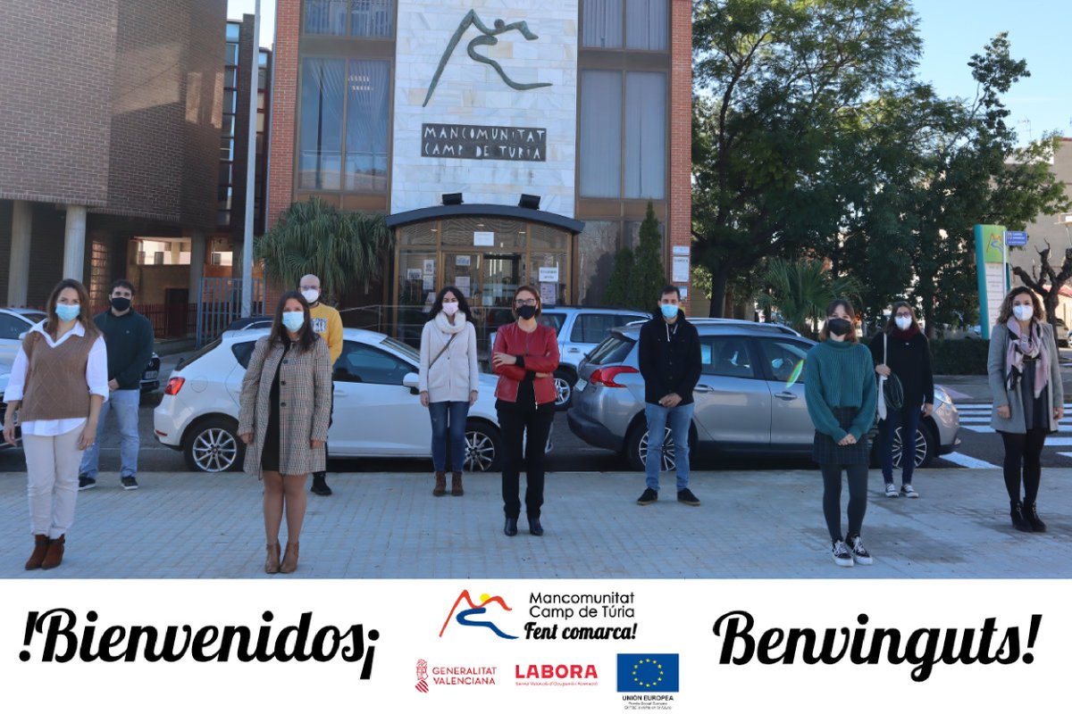 GVAlabora's tweet image. 📌La @manccampdeturia va contractar 9⃣ #joves👩🏻🧑🏻‍🦰 amb el Programa #EMPUJU de #Labora que treballaran durant 12 mesos desenvolupant la feina en les diferents àrees de la Mancomunitat per a reforçar els serveis i millorar l’atenció a la ciutadania🔝
#FSE #AvalemJoves #SonLabora