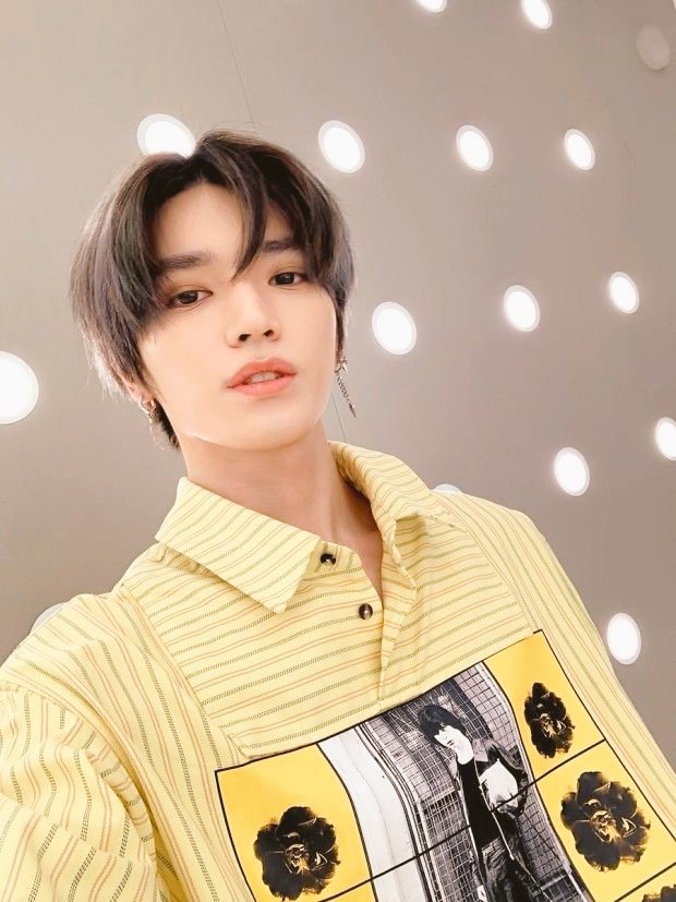 ren tweet media