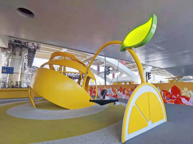 vasiaplay's tweet photo. This #children's #play space is composed of ropes, swings, sound box and other facilities, round, curved design with a soft aesthetic pursuit, lemon slices, lemon leaves and other small elements of the decoration is full of children's interest.

#urbanspace #landscapedesign https://t.co/TJWrRuxuRJ