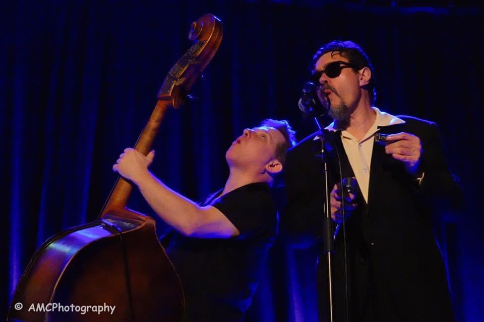 ACobbold_Photos's tweet photo. Ian Jennings and Steve Weston (Mud Morganfield at The Apex 14/1/2020) #blues #doublebase #harmonica #livemusic #lovelivemusic #musicphotography #photographer @ApexBuryStEds https://t.co/bsGfgGyeHr