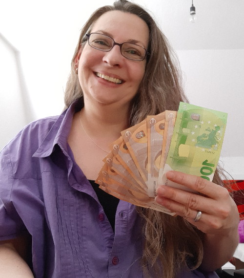 Ich bin gespannt, ob Platz 2 oder Platz 3 noch Geld findet -  es ist Gleichstand und das geht gar nicht! 👎
Husch husch - Coins aufladen #Zahlmuschis! 💸

lady-vivians-world.com/Seite1044/Payp…

#CashLadyVivian #Findom #Geldherrin #Femdom #Herrin #Bosslady #Cashqueen 

<a href="/rtfindom/">RT FinDom 71.1k+ ♥</a> <a href="/Hanna58024332/">🥂 𝒇𝒊𝒏𝒅𝒐𝒎𝑾𝒐𝒓𝒍𝒅 🥂</a>