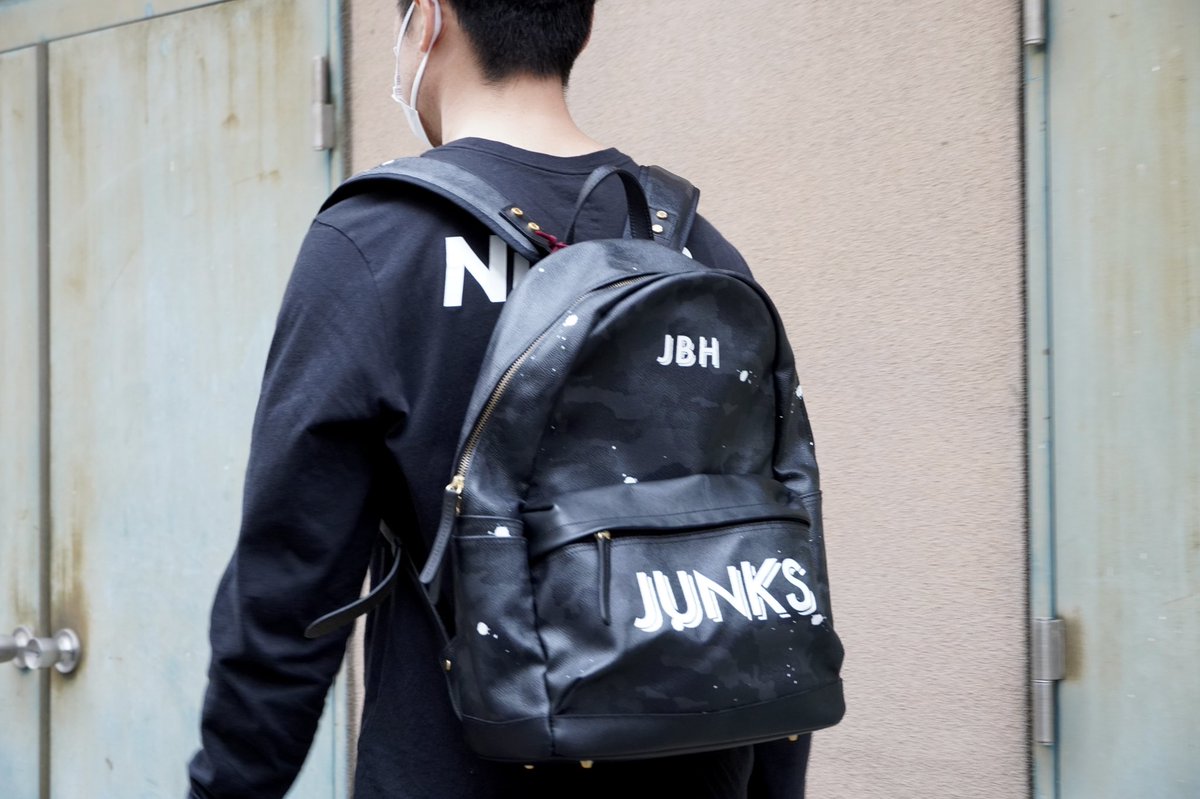 junks_team's tweet photo. Gentil Bandit
@gentil_bandit 
今年もJUNKSをサポートして頂いて
ありがとうございます

今やNBA選手、サッカー選手や数々のスポーツ選手、著名人が愛用しているブランド

JUNKS
変化の年に

#JUNKS https://t.co/QJJs2VicyF