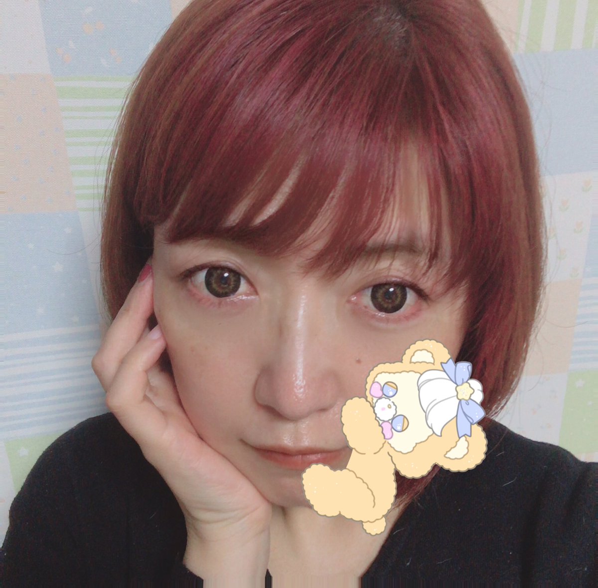 Copochan Lineスタンプ Youtube ブリーチ１回 ヘアバターのピンクとパープルで染めたら 野沢雅子さんインスパイア系の髪色になりました