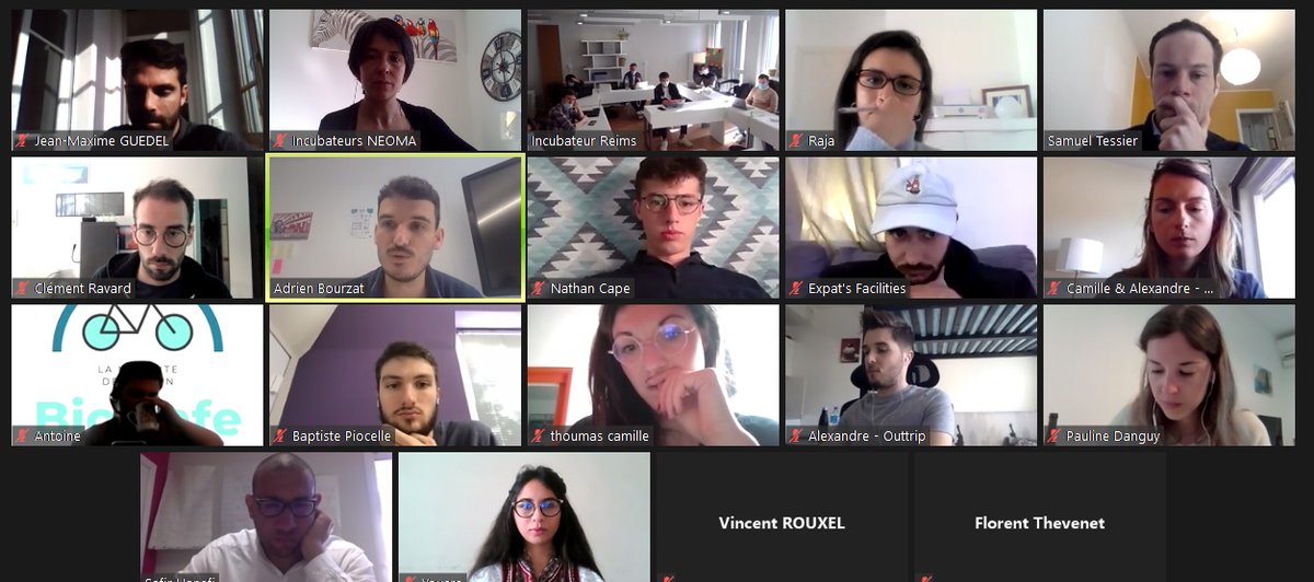 FloraDavoult's tweet photo. Merci à Adrien Bourzat (PGE12), co-fondateur de la #startup @AppinesFR et Baptiste Piocelle (GBBA21), co-fondateur de la #startup CANOA pour vos conseils aux nouveaux incubés de @NEOMAbs ! 🌊🌊🌊
#paroledepro #catchthewave #network #kickoff https://t.co/EBtevSxST2