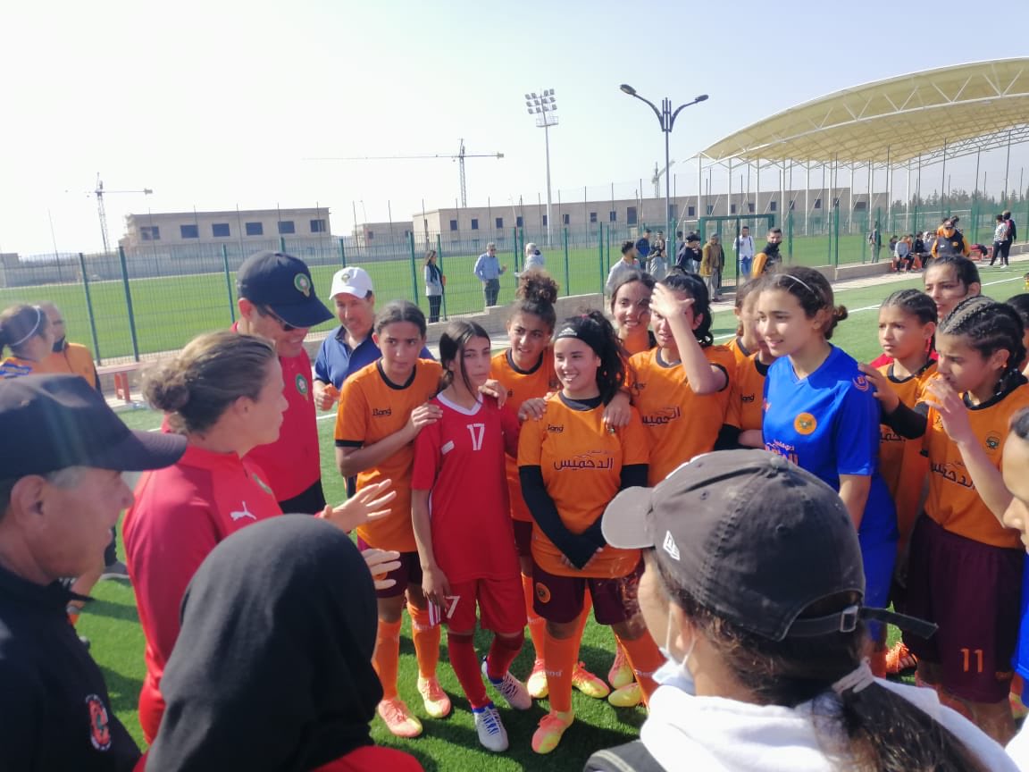 U17 Championnat in Ligue Orientale

Post Game - we spoke of the importance of supporting our sisters in Developing the female game.

We are at the start and only if we work together and support each other can we raise each other up on the terrain and in life!!

#OneMorocco 🇲🇦🇲🇦🇲🇦