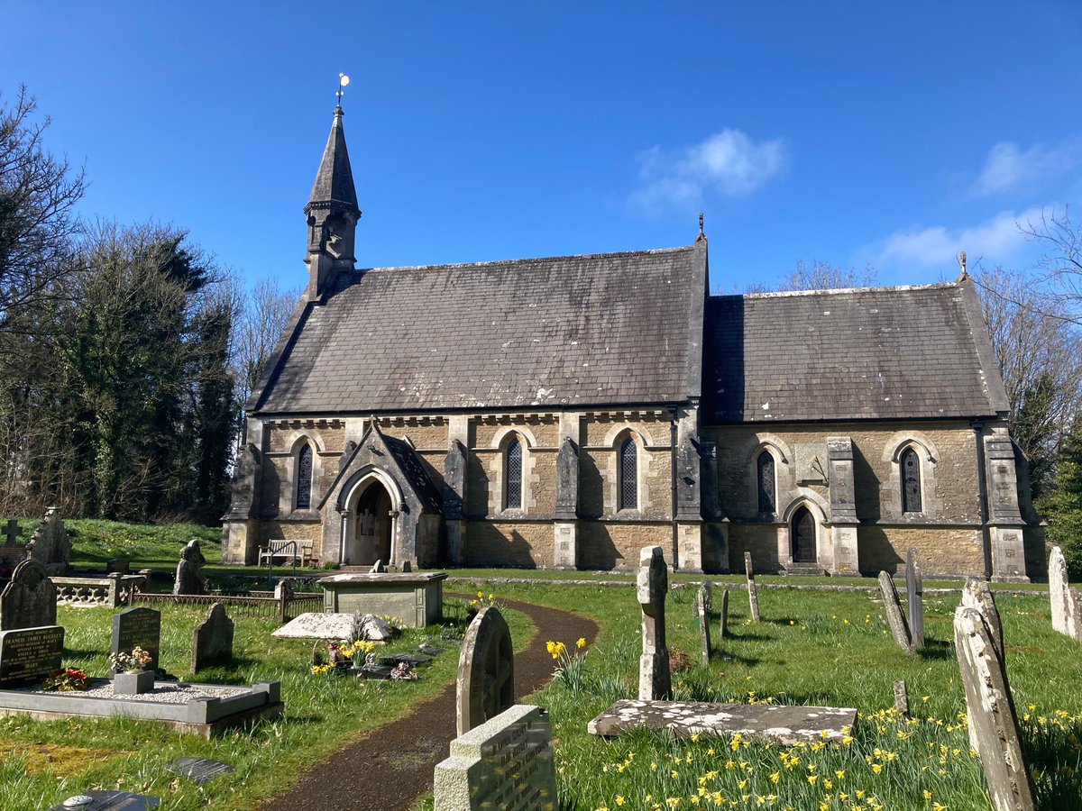 This idylic photo at St Teilo's church, Merthyr Mawr was taken minutes after an absolute downpour, it was still a lovely place to visit in the beautiful South Wales countryside. #bridgend