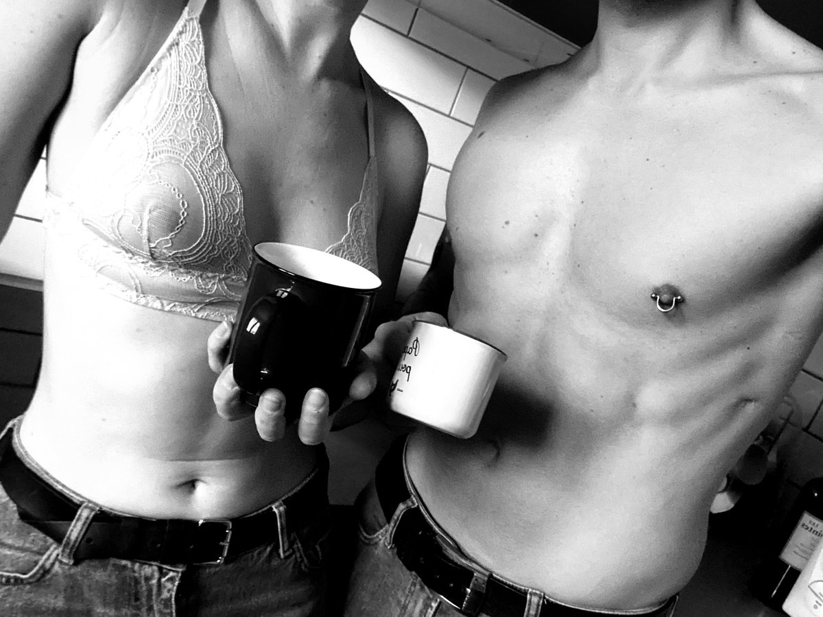 N0r4_S4ns4ch's tweet photo. Doublette ☕ https://t.co/J3hsdrQlRH