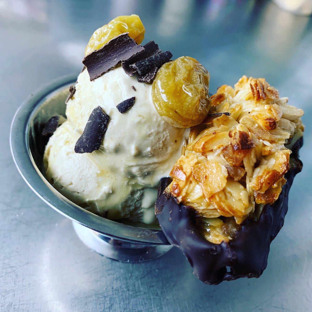 EisGmbh's tweet photo. #Florentiner wieder am Start. Hier Impressionen mit #Malagaeis. #Eishersteller #Ulm #Söflingen #besteZutaten #immerfrisch #selbstgemacht #supportsmallbusiness #supportlocal https://t.co/nu0EIezLye