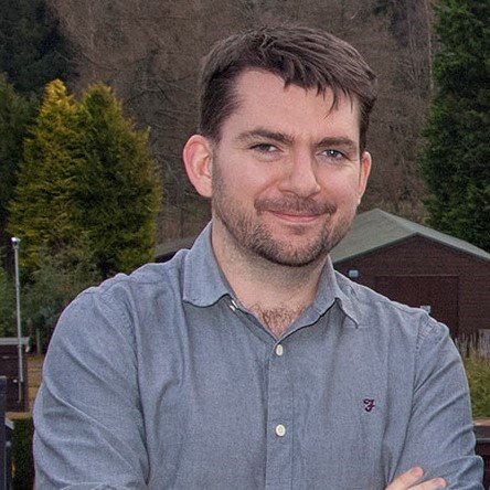 ecrfesGreenwich's tweet photo. First in line is @ChemicalSteve (Dr Steven Harte for the scientists here🙃). Steven joined the @NRInstitute at @UniofGreenwich in 2017 and works on utilising insect pheromones in integrated pest management techniques. https://t.co/Typ4A8iQpC