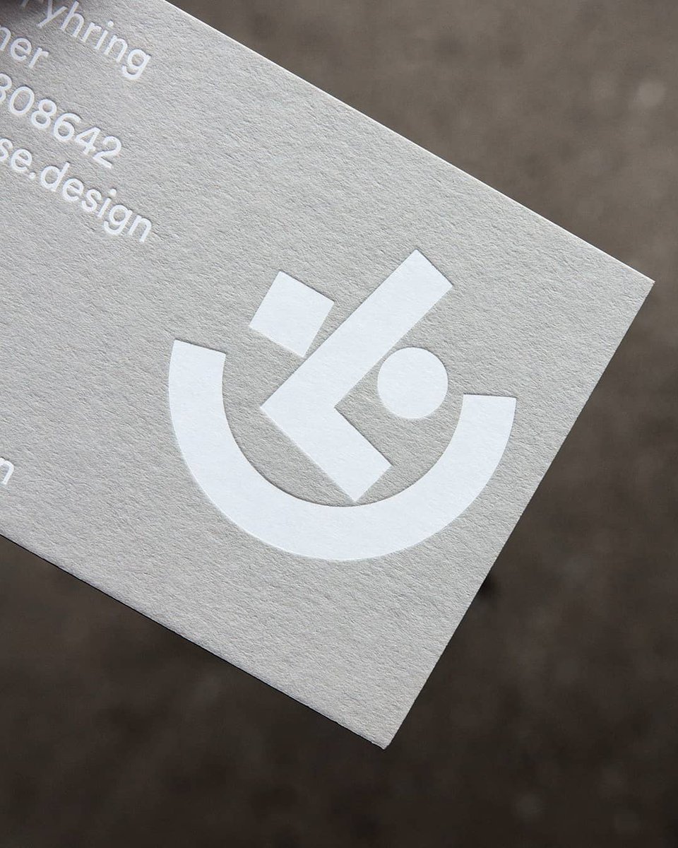 RealtPaperLtd's tweet image. White foil blocked business cards by Jot Press for Lasse Fyhring on Colorplan Real Grey in 540gsm.
#Colorplan #ColorplanColours
#premiumpaper #luxurypaper
#colouredpaper
#papersamples
#ColorplanRealGrey #whitefoil
#businesscards #stationery