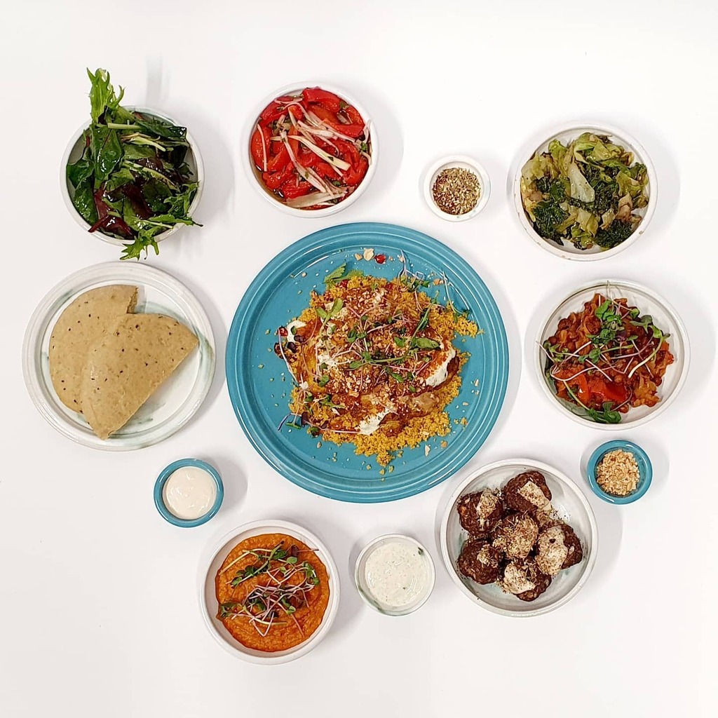 CSonsShrewsbury's tweet image. T H E  M I D D L E  E A S T E R N  E A S T E R  F E A S T E R

Get your orders in quick, we're selling out fast...

For Easter we thought we'd mix #CSonsAtHome up a bit! So we rattled our little brains and came up with the Middle Eastern Easter Feaster m… instagr.am/p/CM_xWV5nFLU/