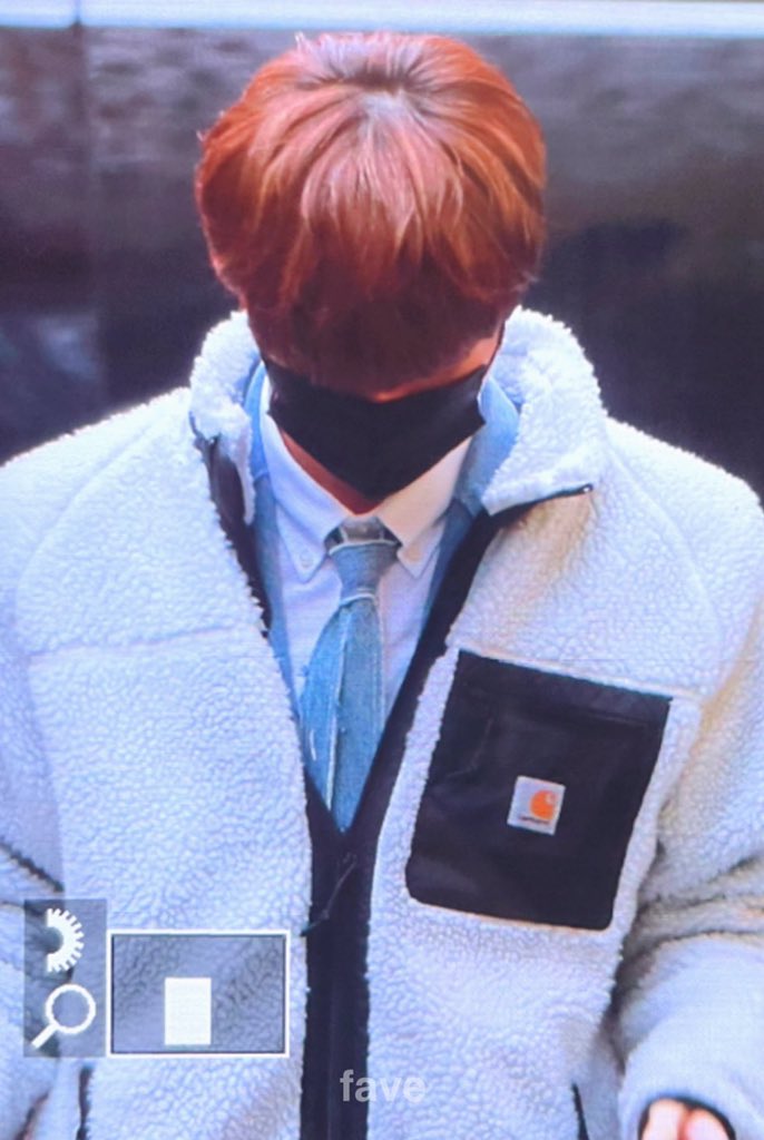 junho_closet's tweet photo. <요청>
#차준호 #드리핀 
칼하트 프렌티스 라이너 양털 집업 자켓 (White)
185,580₩
🔗 https://t.co/VBpTu8h0Yg https://t.co/SdI1WPyl3b