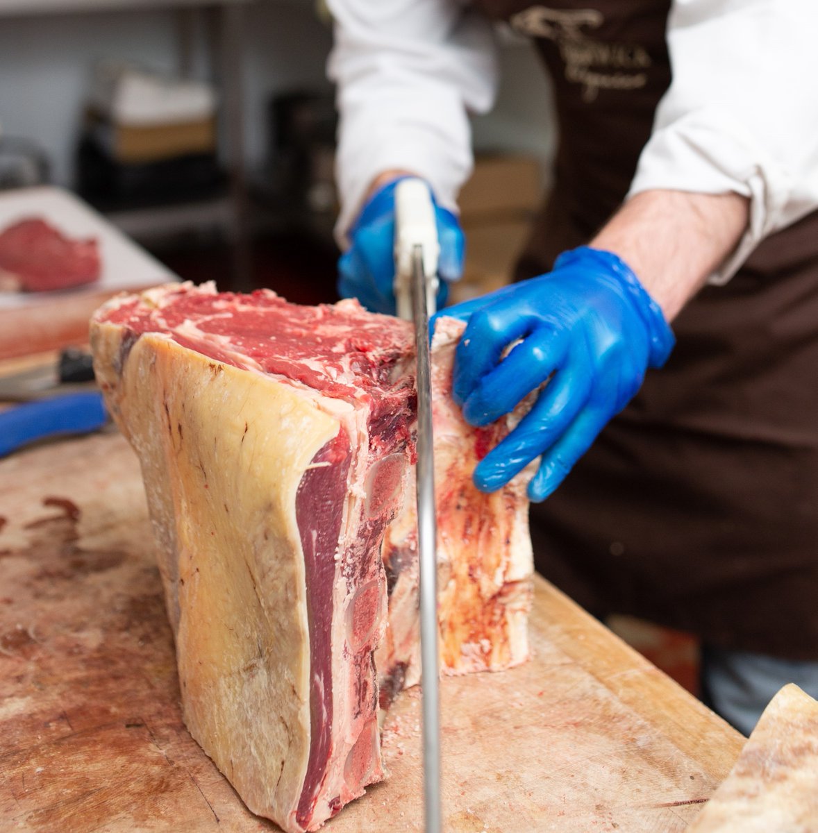 GBOrganics's tweet photo. With Easter is just round the corner and restrictions beginning to ease we're busy prepping steaks and roasting joints for alfresco dining. Really looking fwd to seeing friends &amp; family again.#organic #pasturefed #longhornbeef #easter2021 https://t.co/5VHPiHyYsN