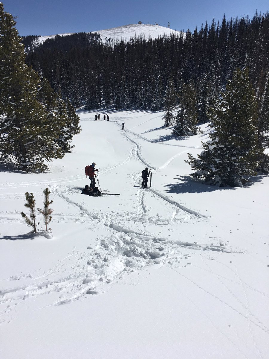 CSSWildSurvival's tweet photo. Absolutely magnificent terrain as we ski into the backcountry! https://t.co/W04NMpoIJM