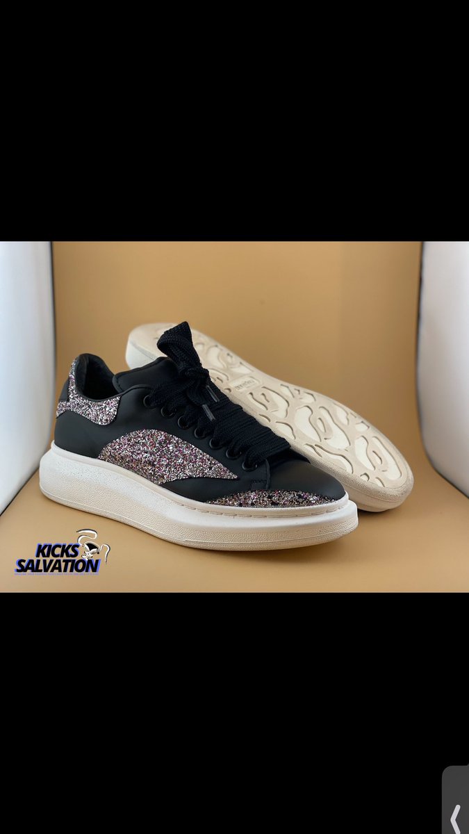 Kickssalvation's tweet photo. Alexander McQueens ⌚️
A Deep Clean was done to remove all the dirt and scuffs and a Full Restoration to bring back the soles for that new look. Can you tell the difference?
#kickssalvation
#dmvshoerestoration #shoesrestoration
#flightclub #alexandermcqeens https://t.co/aUbD5y8MpI