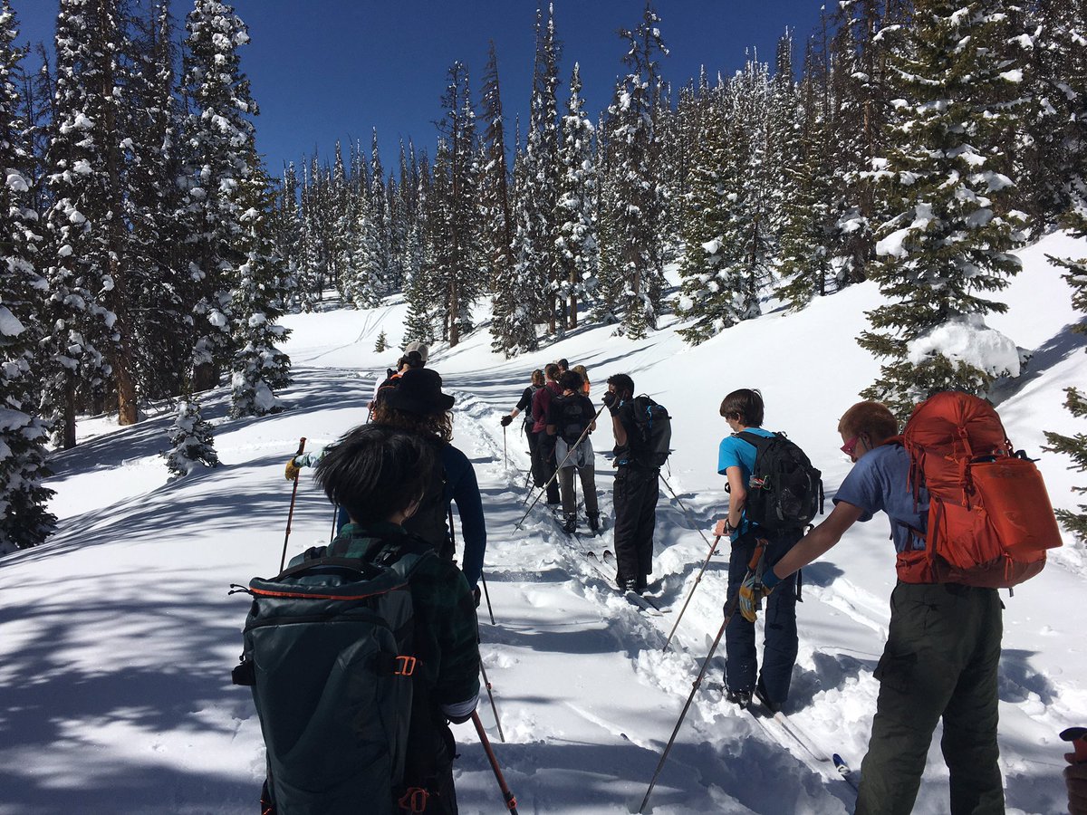 CSSWildSurvival's tweet photo. Heading up to Old Monarch Pass - note the skiers in the background at Monarch mtn - as they head down, many were confused to see us heading up! https://t.co/k3uSCE2EcR