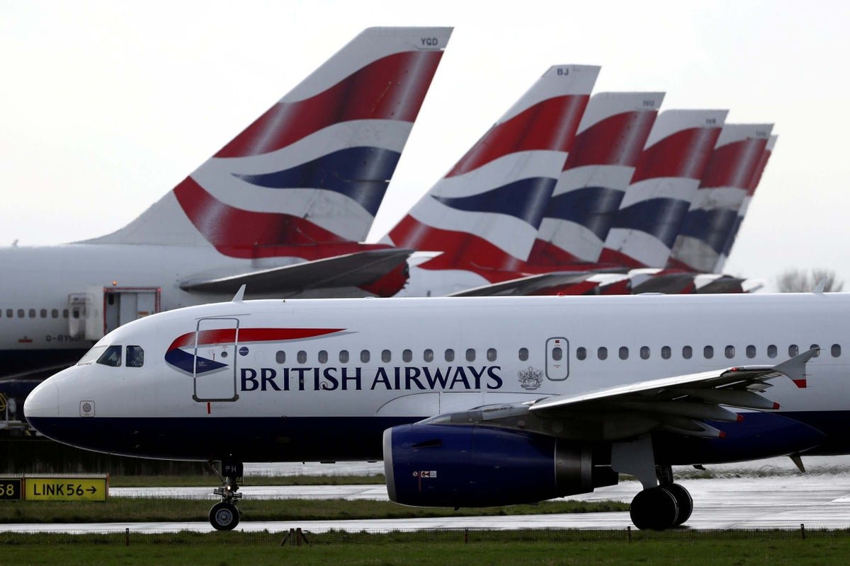 TranSPURS's tweet photo. ✈️ British Airways are reportedly in discussions with Tottenham over the naming rights to the stadium for £250m.

[@TSF] #THFC #COYS https://t.co/xLj3ESfmQQ