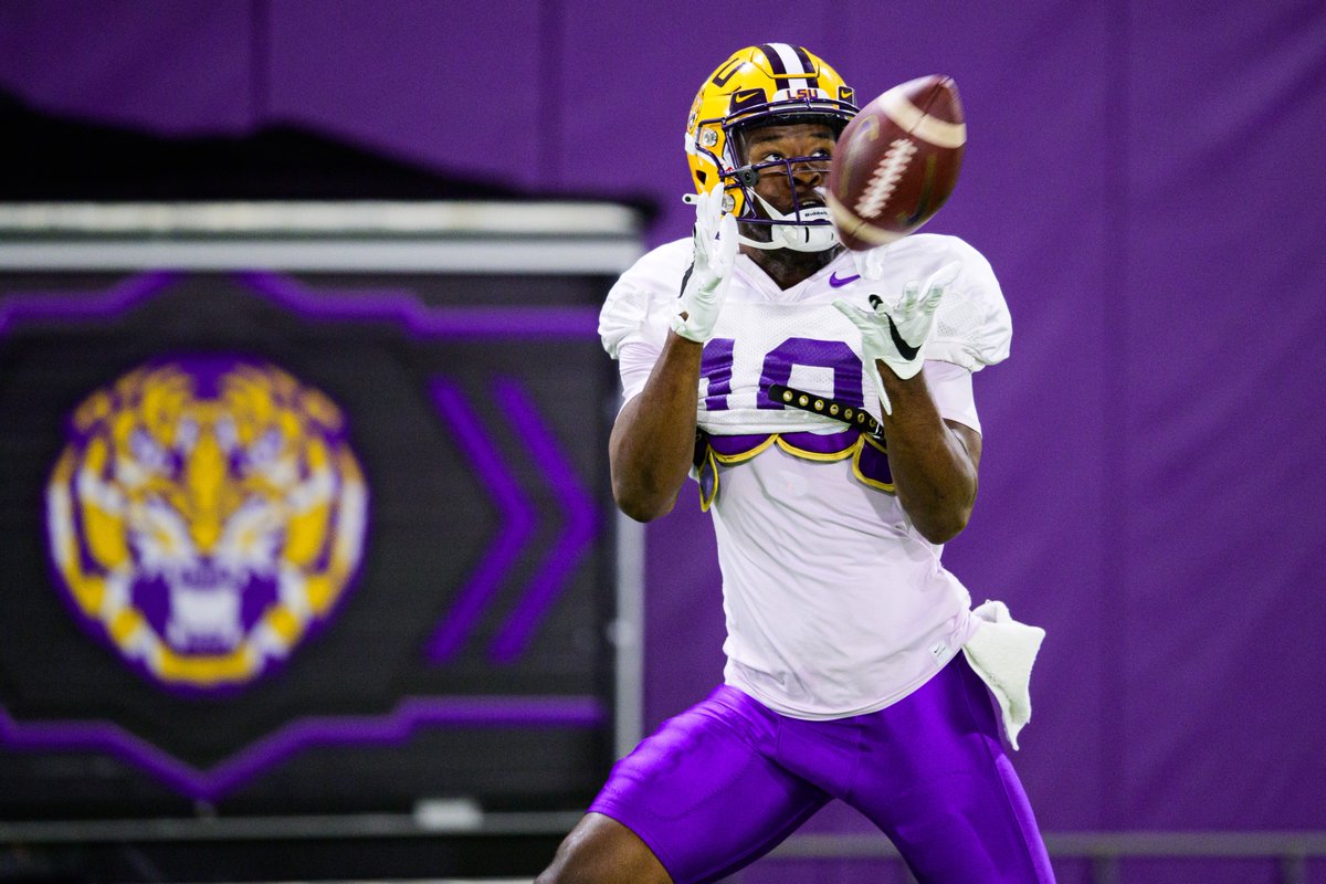 LSUfootball's tweet photo. Week 2 of Spring Ball ✅

📸 https://t.co/BJvIN35AD8 https://t.co/677R5GkyV4