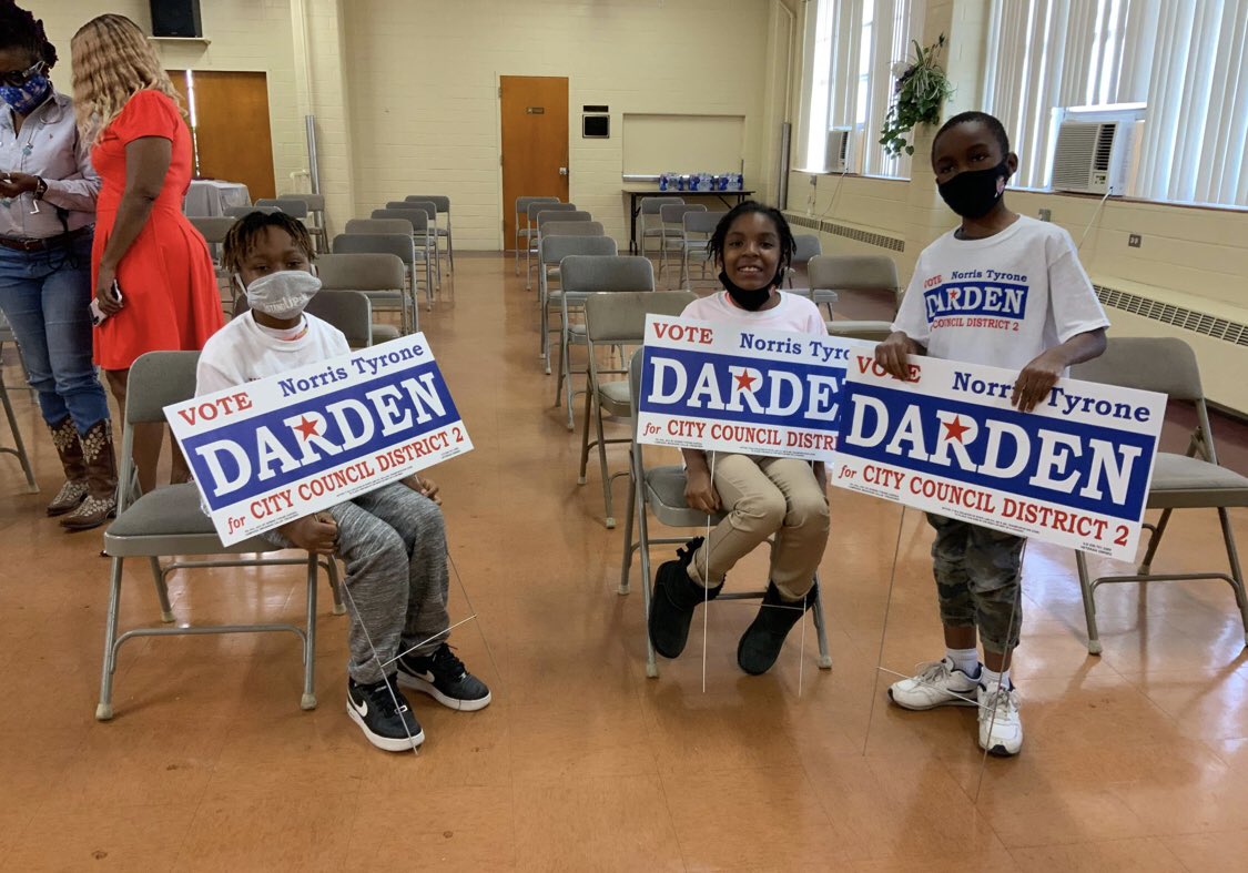 TeamDarden's tweet photo. Start them young 💪🏾❤️💯 @tyronedarden https://t.co/wgZ580mhGq