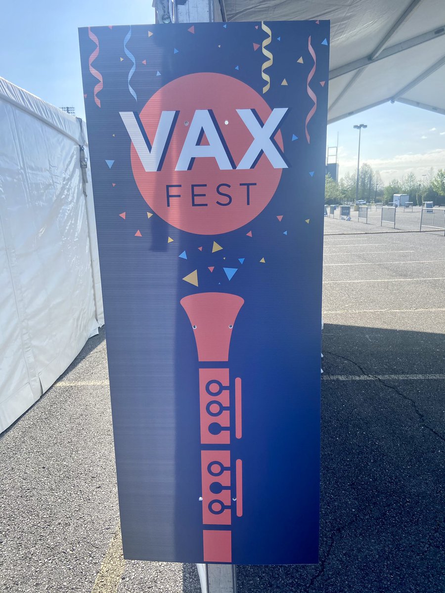 OchsnerHealth's tweet photo. It’s a beautiful day for #VaxFest, New Orleans! We’re here at the Shrine on Airline from 10 a.m. Monday, March 29 all the way through 10 a.m. Tuesday, March 30! Those coming to get their COVID-19 vaccines can enjoy live entertainment from Amanda Shaw, (more) https://t.co/NVgt27tkYe