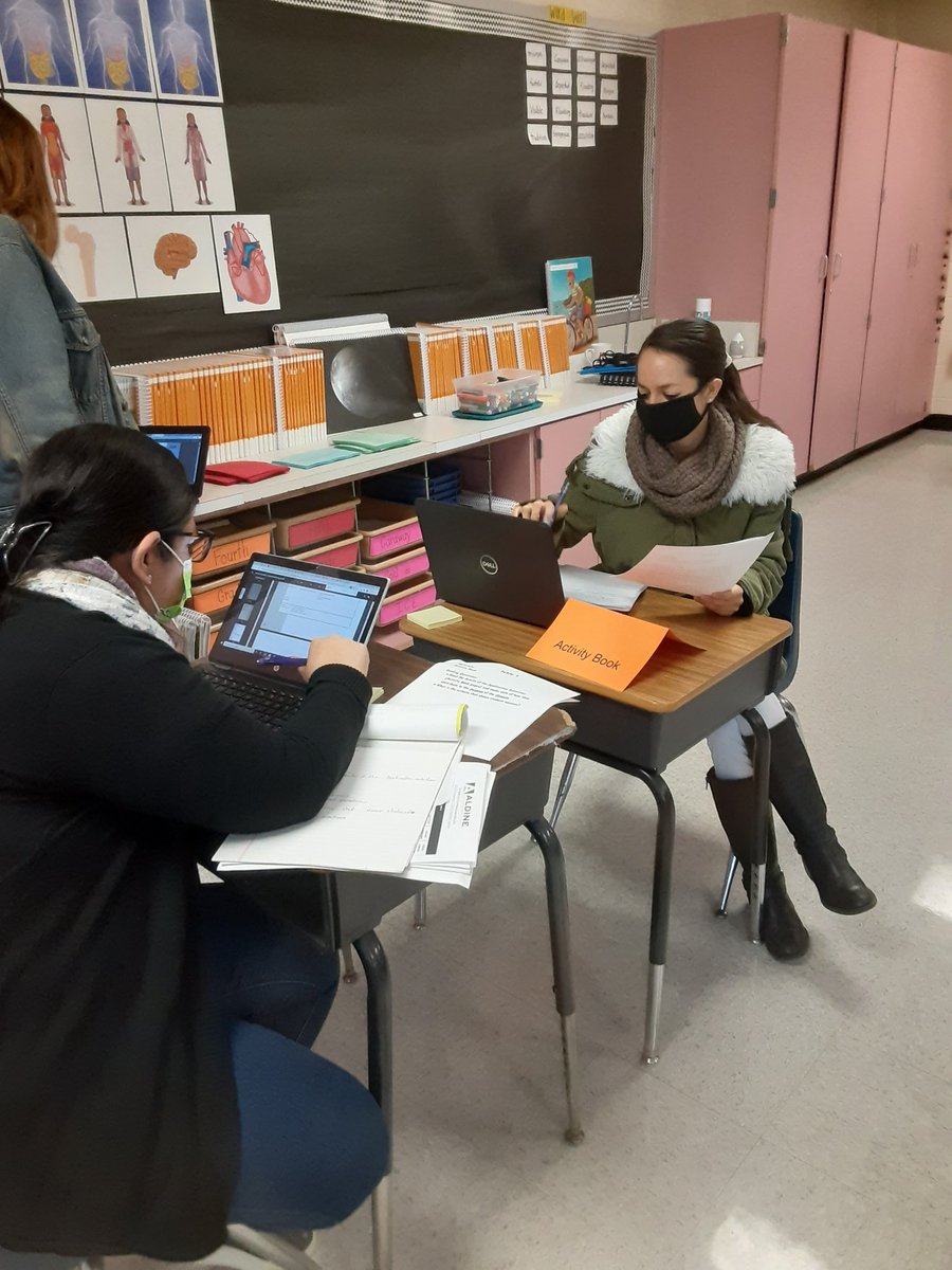 Murray_Educator's tweet photo. @CarawayES_AISD 2nd grade teachers, Skills and Literacy Coaches are starting their Monday morning off with unpacking CKLA lessons.  #collaboration #wegotthis #CarawayICE @DrA_Marshall #Ramirez @DrCrystalWatson @Squarzon @Khrissy0329 https://t.co/8QVfMwwJQ5