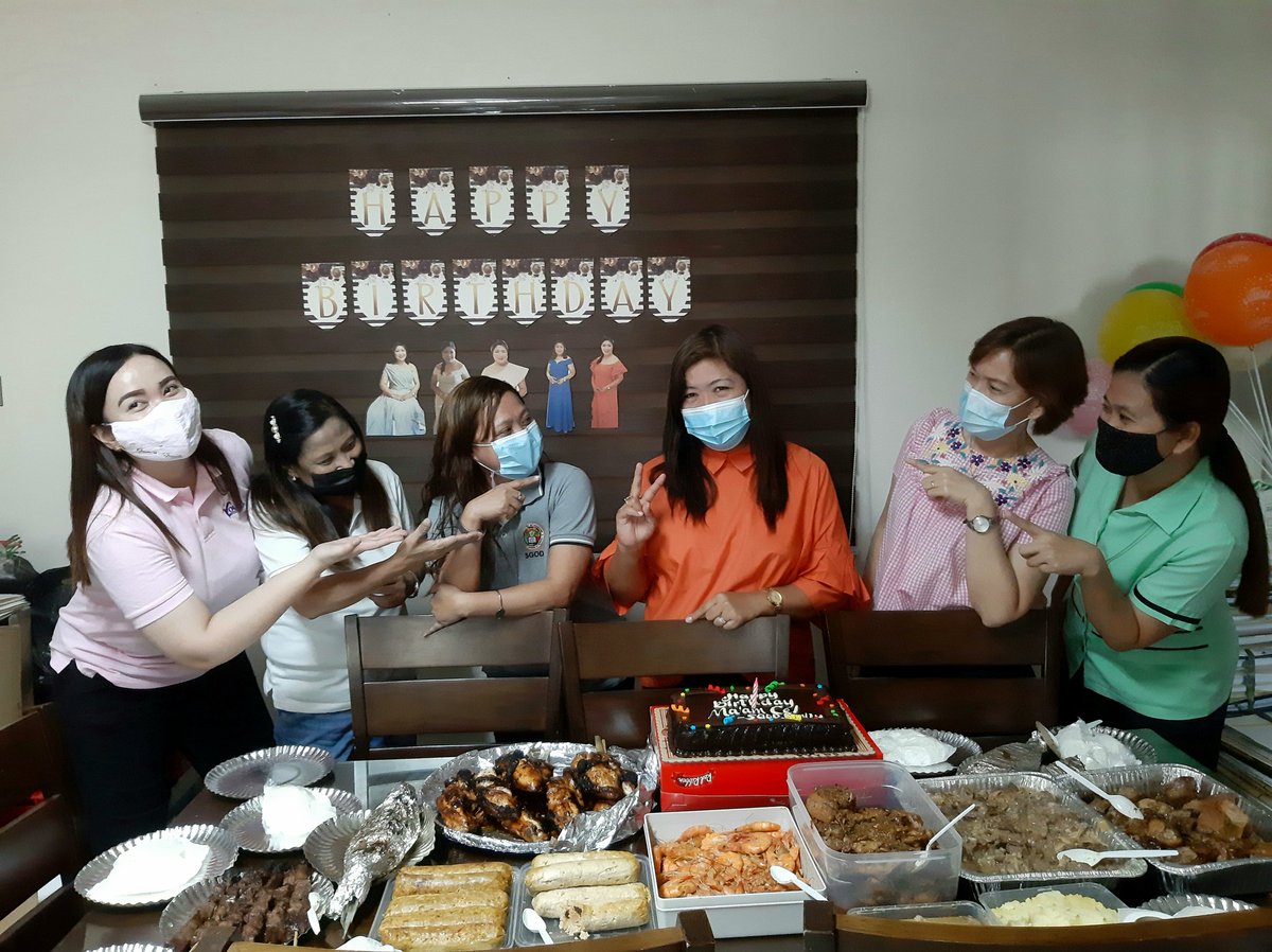 nerissenickulet's tweet photo. Happy birthday to the best boss ๐๐ฅฐ๐๐๐ฅณ
#BusogMuch #BlessedWithABoss https://t.co/Gehen2Imzh