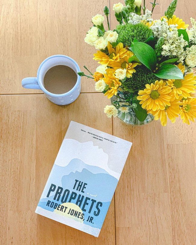 AfricanaDaily's tweet photo. “There was a specific feeling when a thing went from tiny to big inside yourself, with nothing but you in between it and heartbreak.”

📝: Robert Jones Jr,
@SonofBaldwin
📖: The Prophets

#TheProphets
#RobertJonesJr
#AmericanWriter
#USA https://t.co/l3lAsA3r36