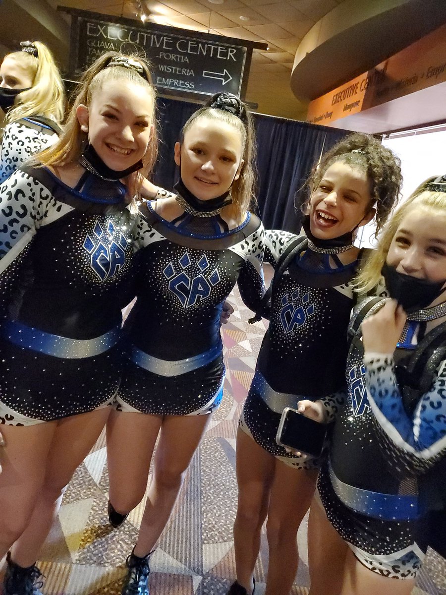 CA_TitaniumCats's tweet photo. Great weekend at One comp! #letmeseethatring #tiarmy #titaniumcats https://t.co/MWfEtLnYfm