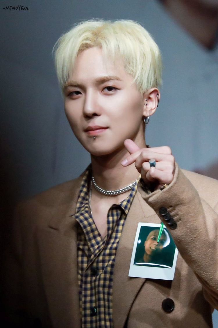 ICHashtagTeam's tweet photo. ‼️ EVENT ACTIVITY ‼️

Mino looks good in any angle! ✨ Let’s fill the timeline with pictures. Reply and quote retweet his photos while using the tags:

🏷  KING MINO 28 YEARS #LoveAndAMinoDay #3월30일미노별이찬란  위너 송민호 @official_mino_ @yginnercircle https://t.co/vKeBDBEKSP