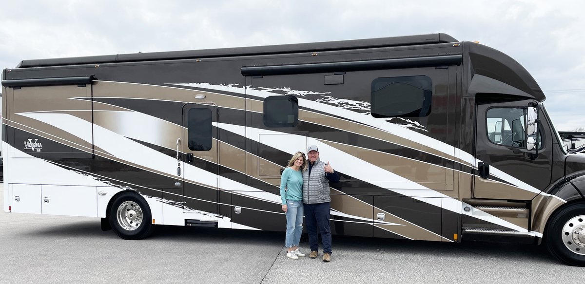 TranswestTTRV's tweet photo. Congratulations to the Korkow family on their 2021 Renegade Verona LE 40LTS. We wish you many safe and amazing adventures. Welcome to the Transwest family. 
#transwesttrucktrailerrv #RVing #rvtravel #renegade #verona #familyfun #vacationtime #RV #adventuretime #journey #memories https://t.co/Qc0c6VIYSg