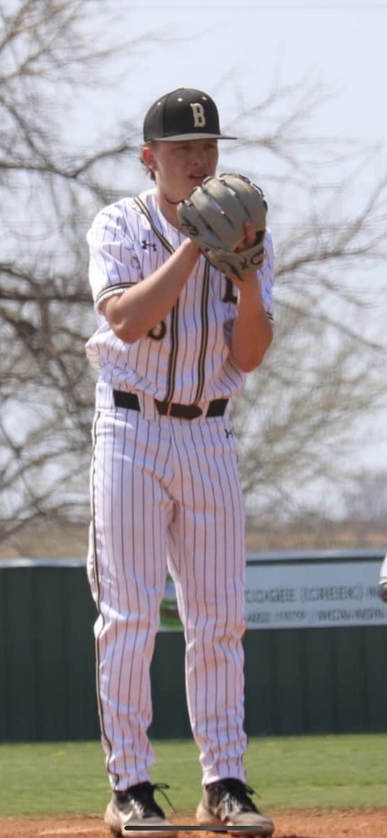 CoachRoss1044's tweet photo. Happy Birthday @JamesonRoss11 love you so much man!!! https://t.co/7ps2fn5xSo