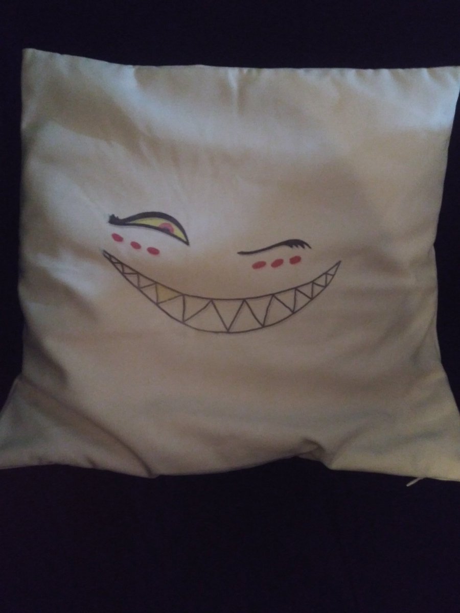 Rhysspoor1's tweet photo. Made a new throw pillow! #HazbinHotel #HazbinHotelFanart #infusableink #cricutmade #AngelDust #HazbinHotelAngelDust https://t.co/JSyHQMaHyP