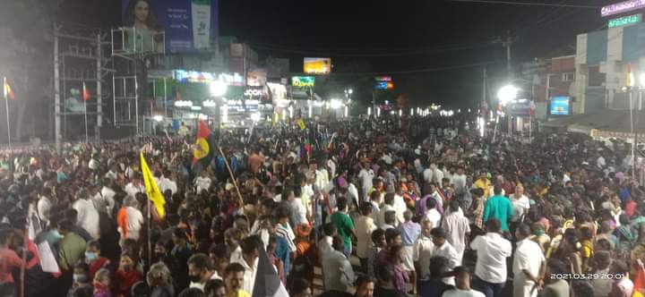 Huge crowd Eagerly Awaits for #TTVDhinakaran in Thirunagar as He Campaigns for Thiruparankundram AMMK Candidate David Annadurai💪
