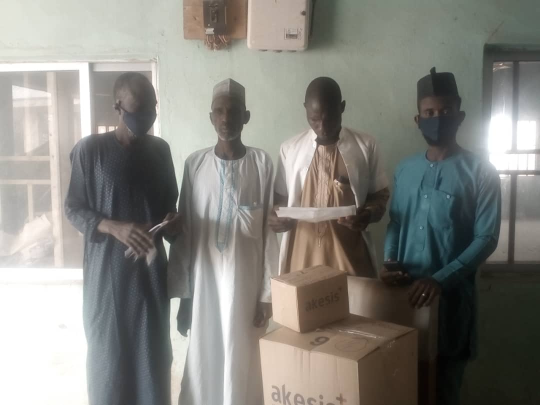 MARCH/APRIL BI-MONTHLY MALARIA COMMODITIES DELIVERY AT HEALTH FACILITY.
In continuation of distribution of Malaria Commodities at Durbawa PHC, Tunga HP and Kananga HP.
<a href="/AWTambuwal/">Aminu W. Tambuwal</a> <a href="/SokotoGovtHouse/">Sokoto Government House</a> <a href="/SokotoDepPress/">SokotoDeputyGovPress 2018-May 2023</a> <a href="/ictsokoto/">Sokoto ICT Development Agency-SICTDA</a> <a href="/WHONigeria/">WHO Nigeria</a> <a href="/PMIgov/">U.S. President's Malaria Initiative (PMI)</a> <a href="/NigeriaIHP/">USAID Integrated Health Program (IHP)</a> <a href="/NMEPNigeria/">NMEPNigeria</a> <a href="/SMOHSokoto/">Sokoto state ministry of health - Nigeria</a>