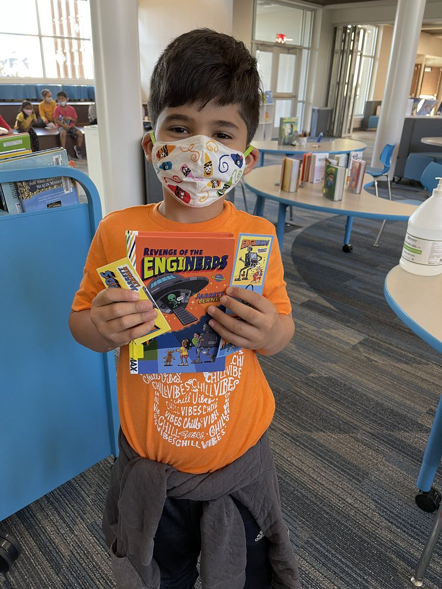 CreLibrarian's tweet photo. G was surprised he was the first to check out Revenge of the #EngiNerds @Jarrett_Lerner @CRECoyotes and get a few βextrasβ! @CISDlib #cisdlib #booklove #bookjoy #mglit #kidlit https://t.co/DXiZLbvM0H