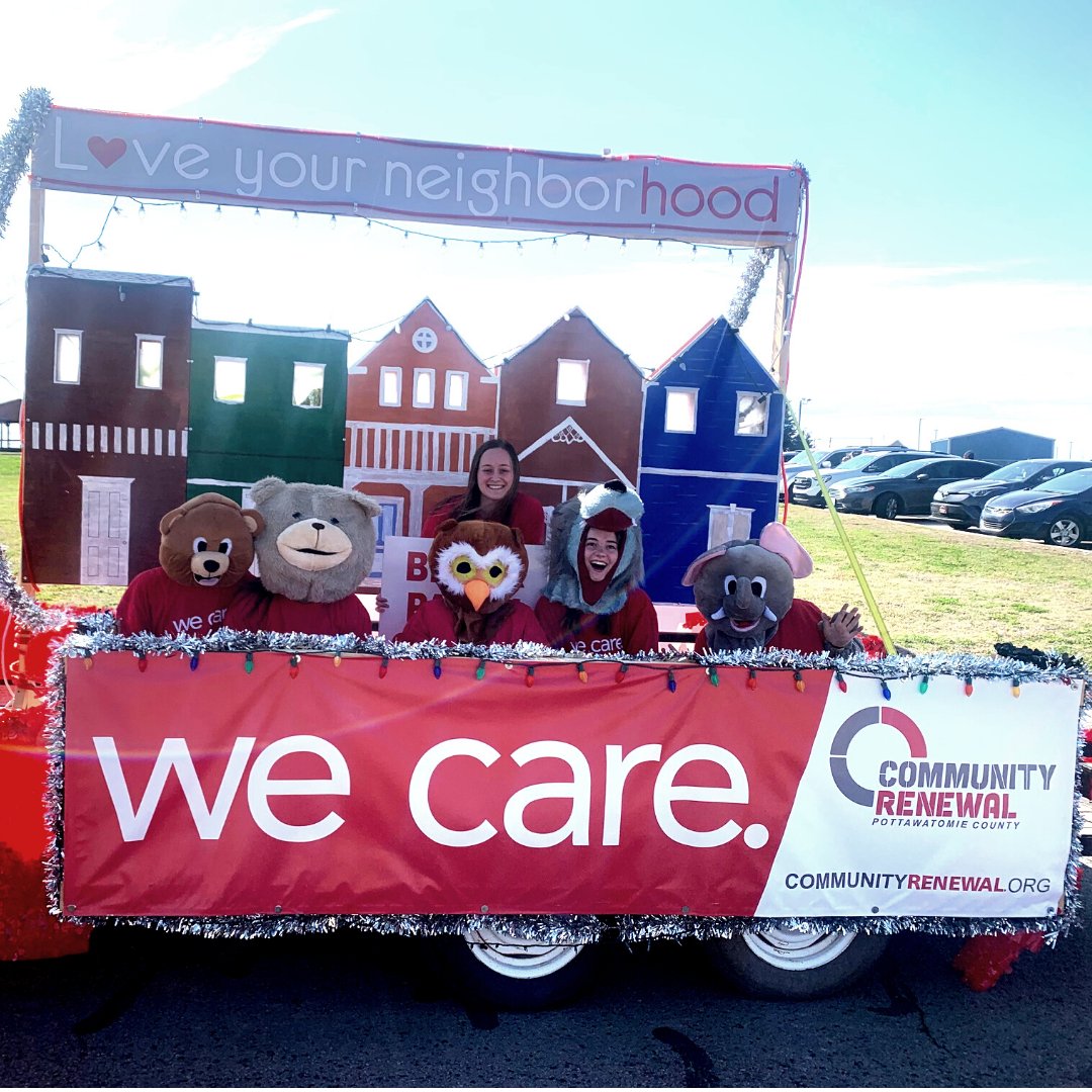 Comm_Renewal's tweet photo. Had a blast in OBU's "Back to the Future" Inauguration parade over the weekend! Hats off to our wonderful partners in care -- the stellar OBU Kappas -- for helping us get our float ready &amp; bringing the We Care. Campus mascots to life! 🦉🧸🐘🐺 https://t.co/epOW7o7Fhr