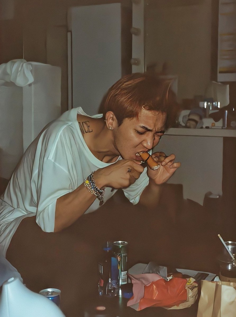MinoWife29's tweet photo. 💌 my dearest @official_mino_ Oppa

Oppa, how are you today? I miss you a lot! I heard today is a special day for you ㅋㅋㅋ Oppa, happy birthday 🎂 you know how much I love you, right? so, Oppa should be happy &amp; healthy because you are very precious! Me loves you https://t.co/o643G0OTjH