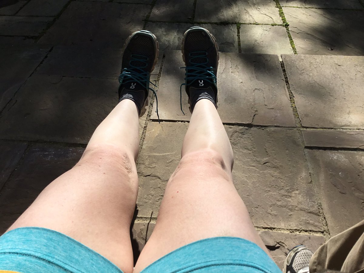 Fi_BGB's tweet photo. The legs are out 😄 first plog of the year in my shorts! Not too much litter either so high fives all round to my fellow pickers and ploggers 🙌 #litterati @litterati #plogging #ecorunning https://t.co/fERIAim6jy